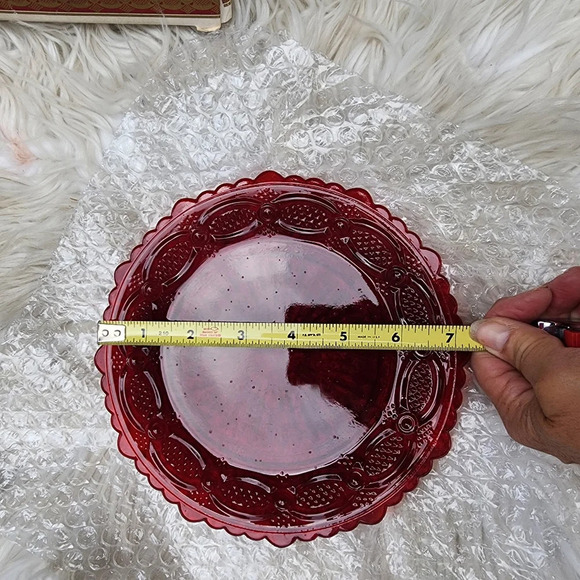 Avon‎ Cape Cod Cranberry dessert plates 4 - Picture 5 of 7